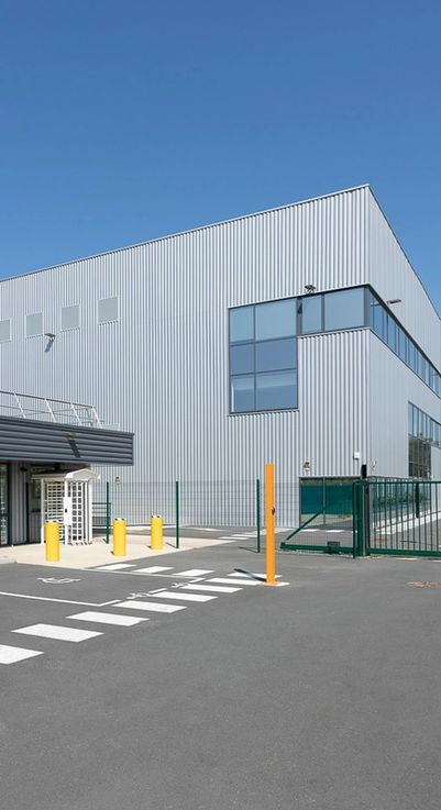 Façade du datacenter TDC01 à Aubergenville