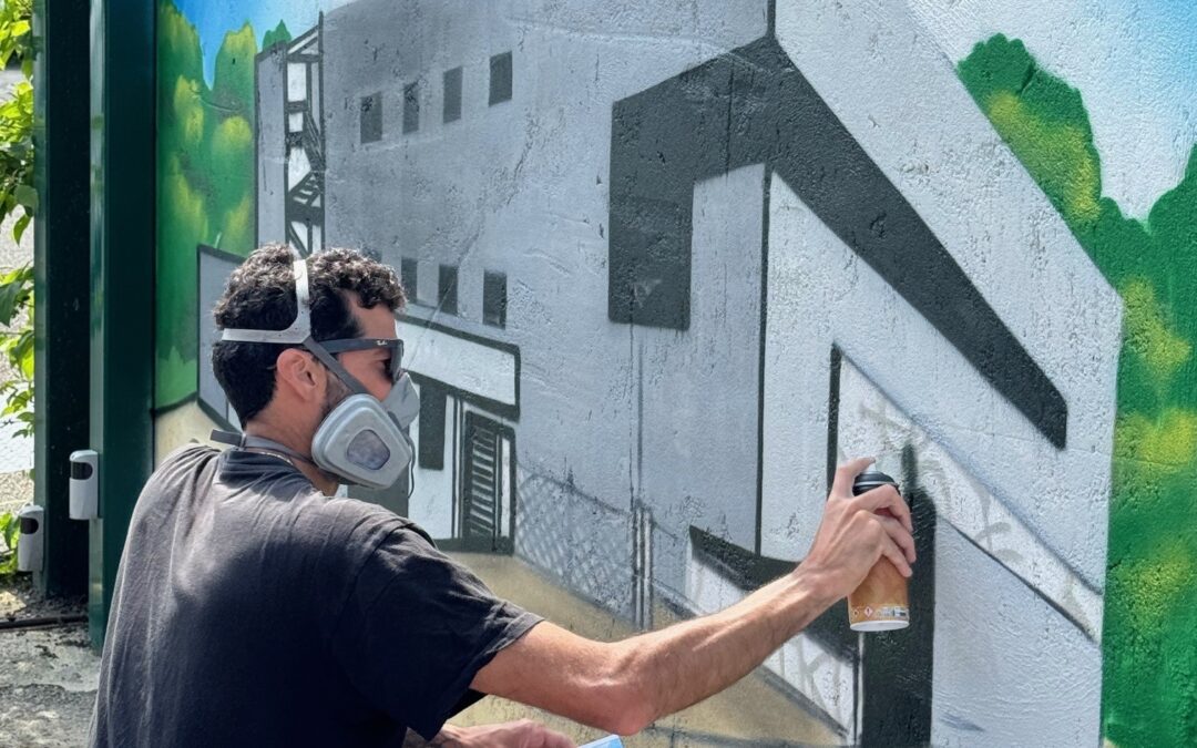 Les murs ont été tagués chez Thésée ! 